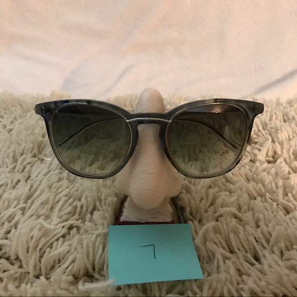 Sunglasses - Picture 7 of 8